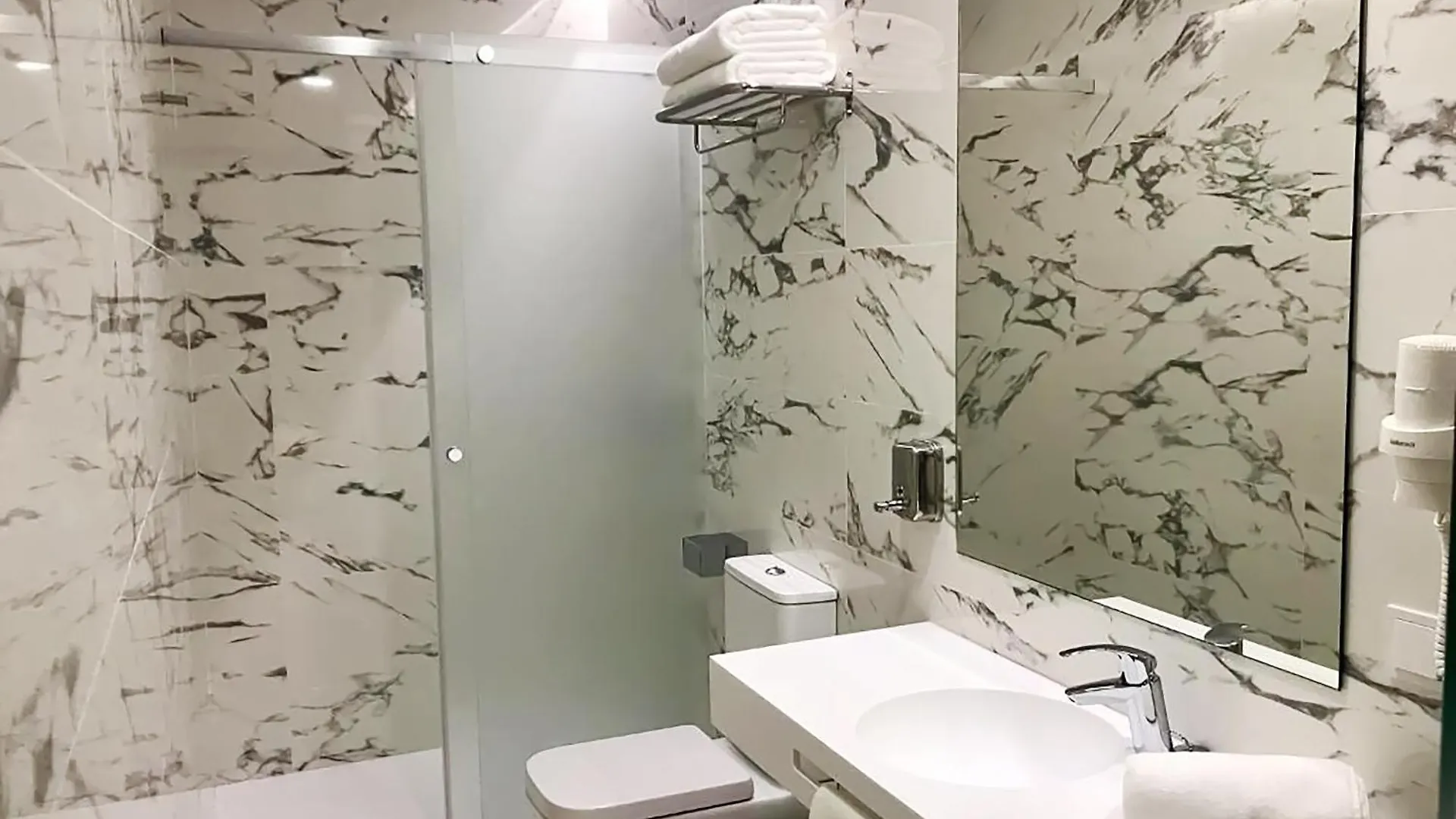Feelathome Rivero Apartments Σεβίλλη 0*,